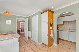 Astrop Gardens Kings Sutton